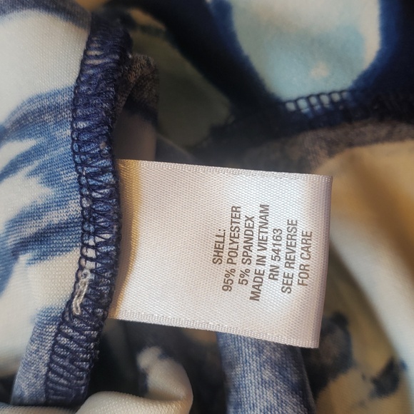 Blue and White Floral dress, women's size 10 - Picture 8 of 9